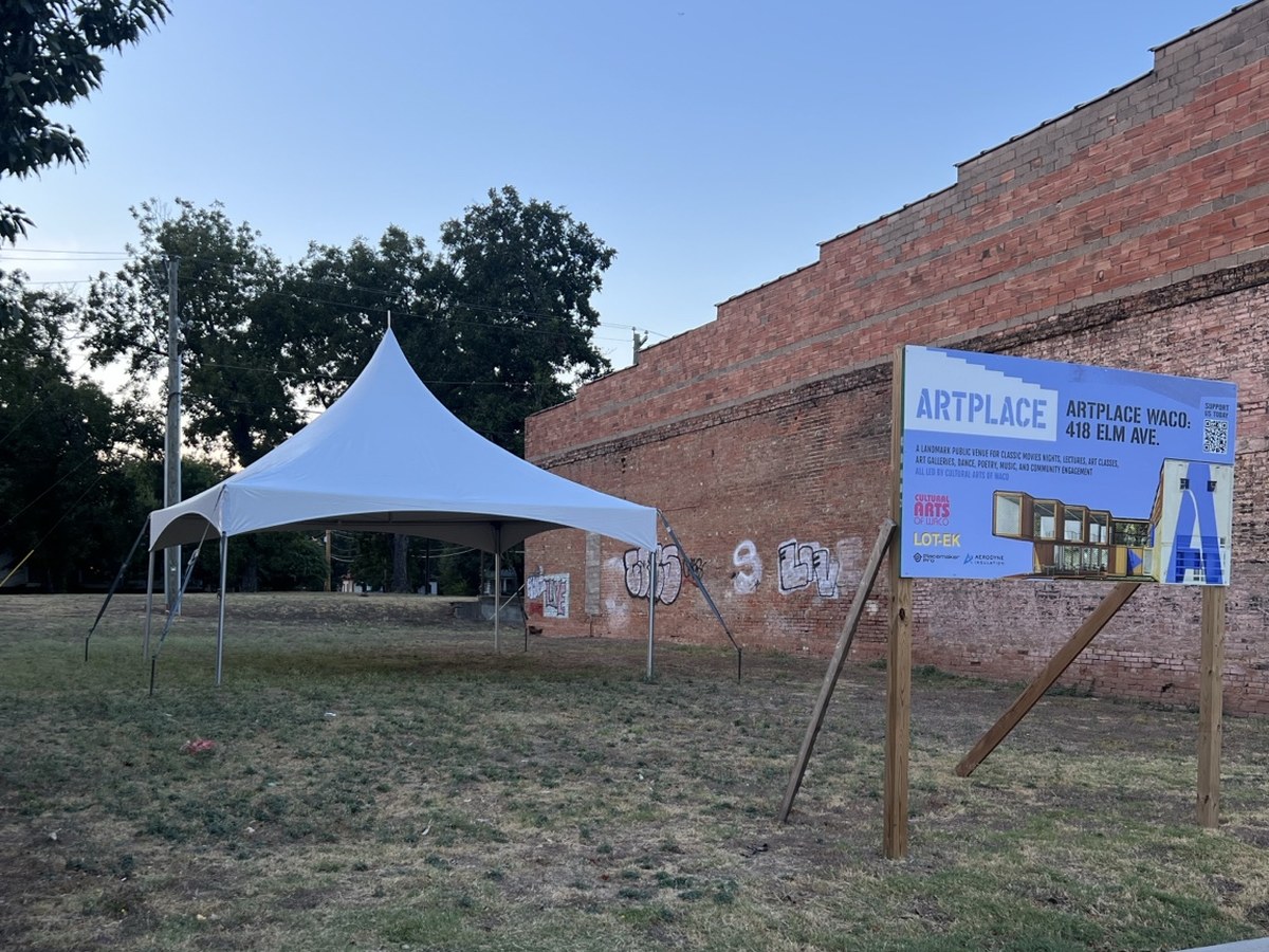 High Peak tent installation at a Waco event venue